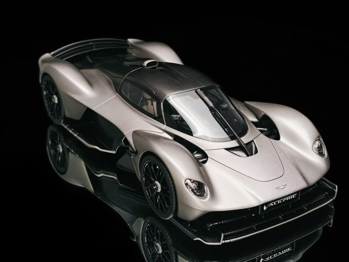 Frontiart 1/18 Aston Martin Valkyrie Spark Silver