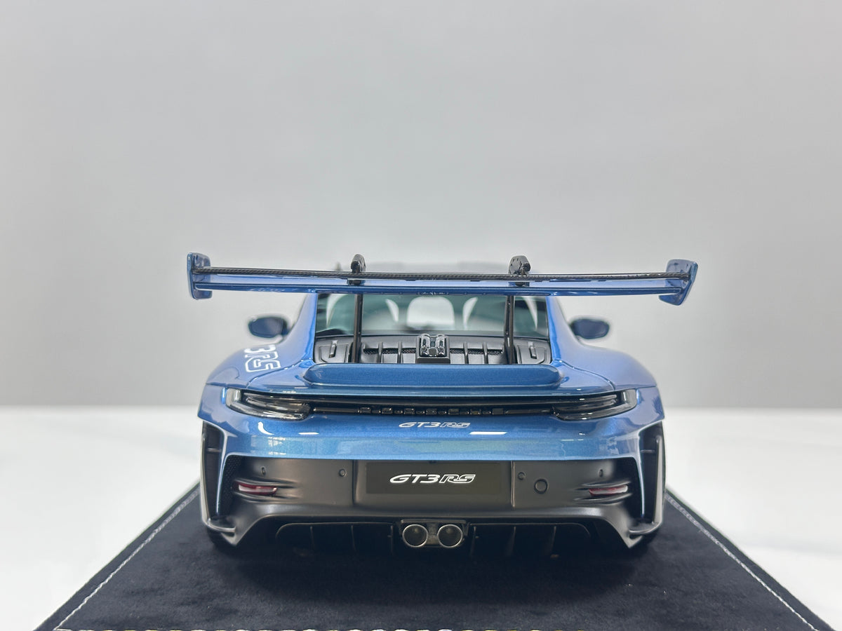 HH Model 1/18 Porsche 992 GT3 RS Gentian Blue (HH733)