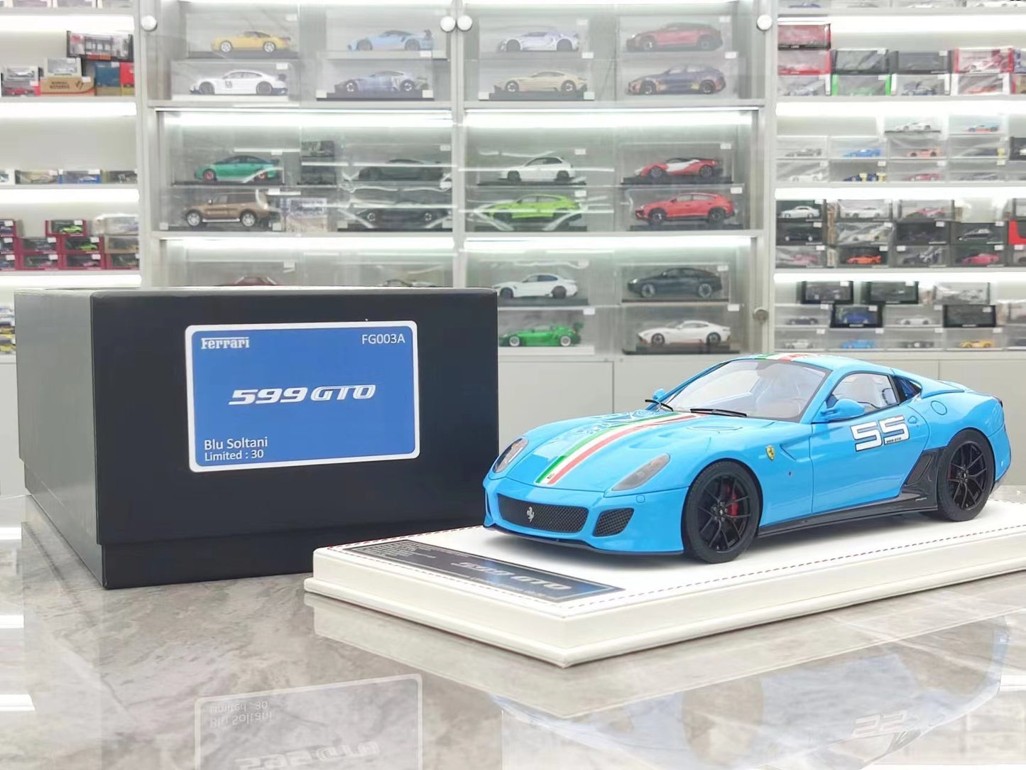 DM 1/18 Ferrari 599 GTO Scale Model Car Display Piece