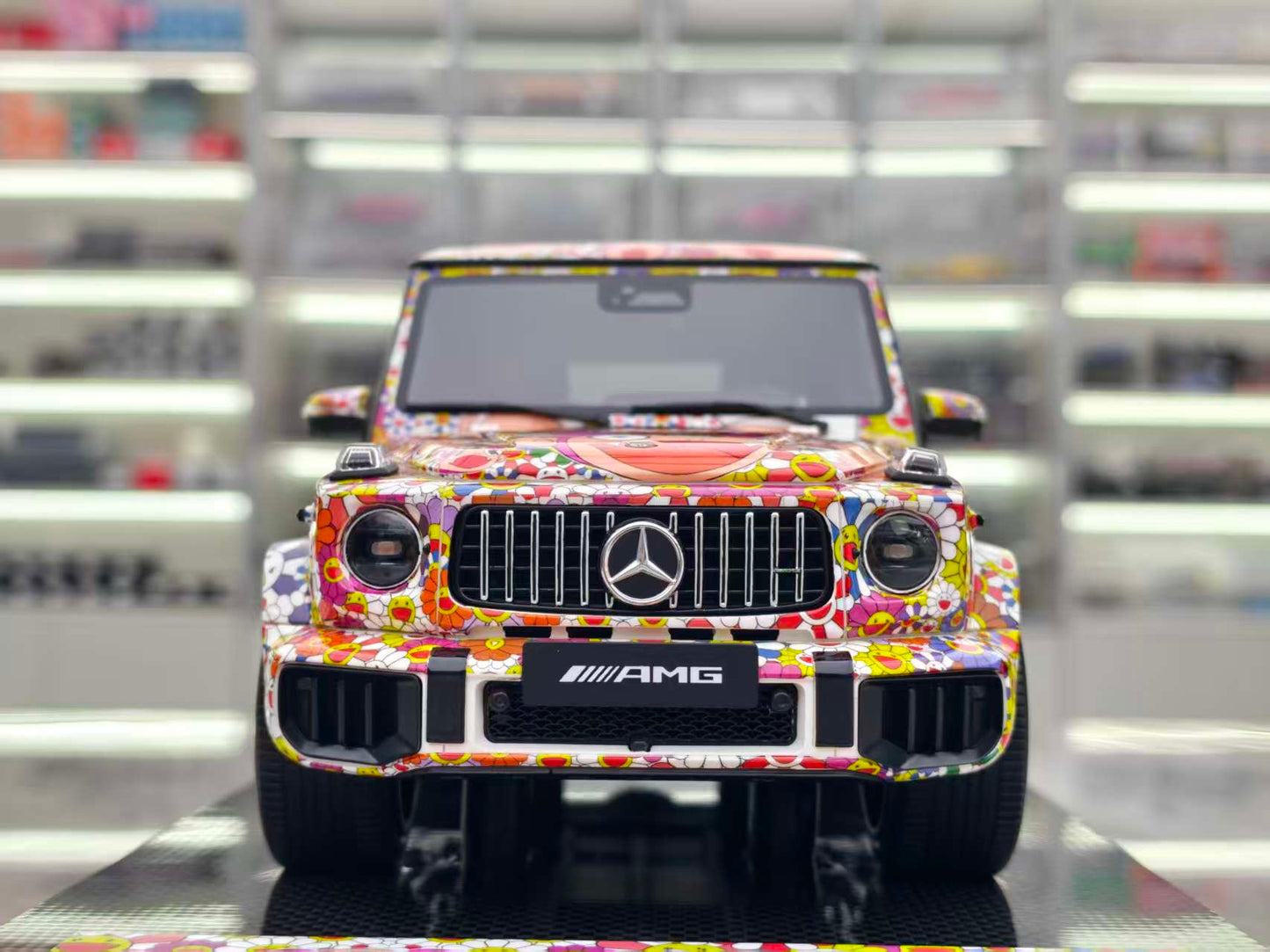 Dino Model 1/18 Mercedes-Benz G63 Custom Edition Sunflower DMK001B