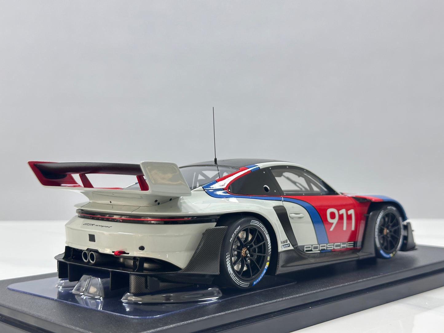 GT Spirit 1/18 Porsche 911 (992) GT3 R Rennsport White/Red Livery GT495