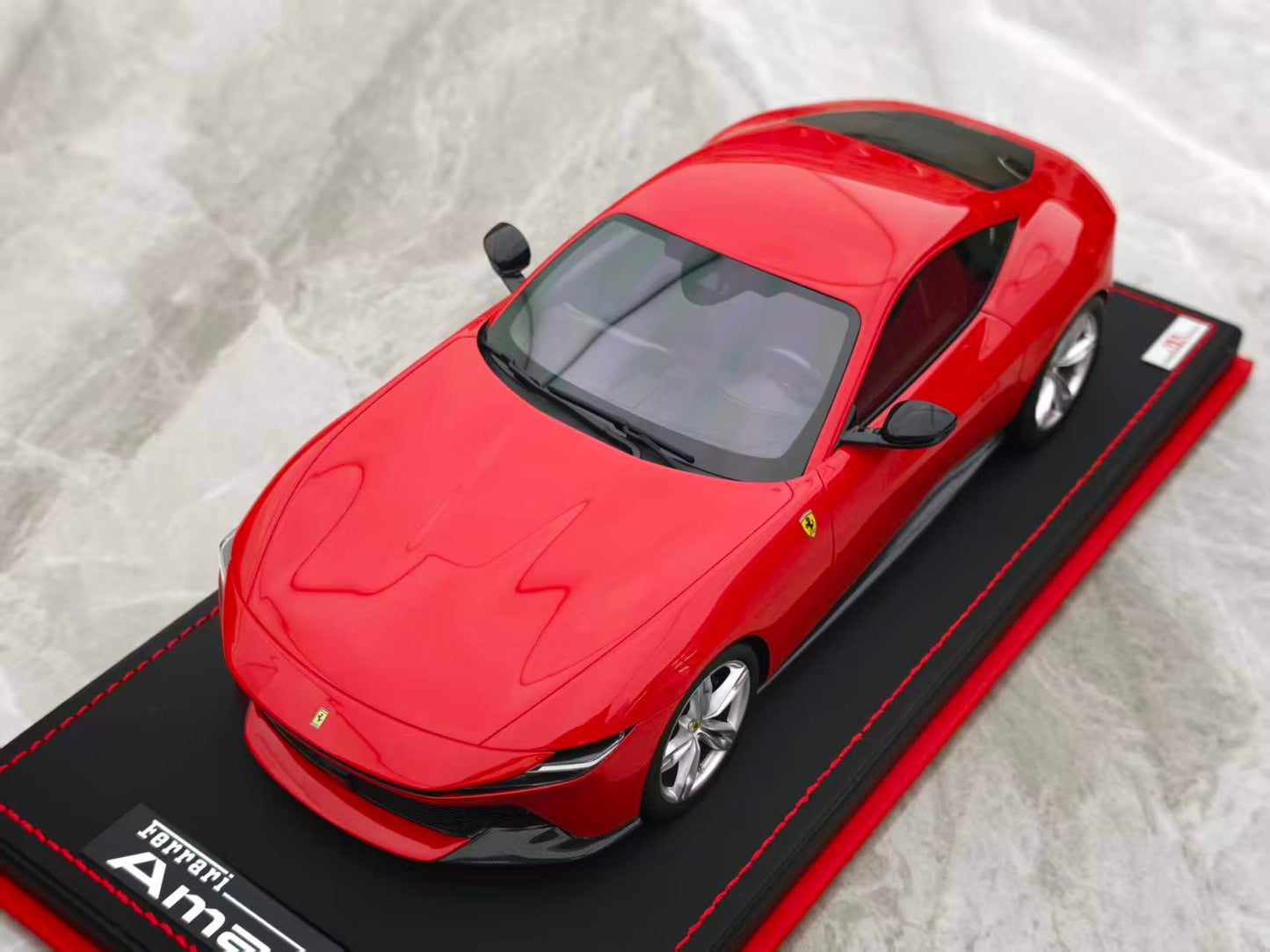 MR 1/18 Ferrari Amalfi FE046E
