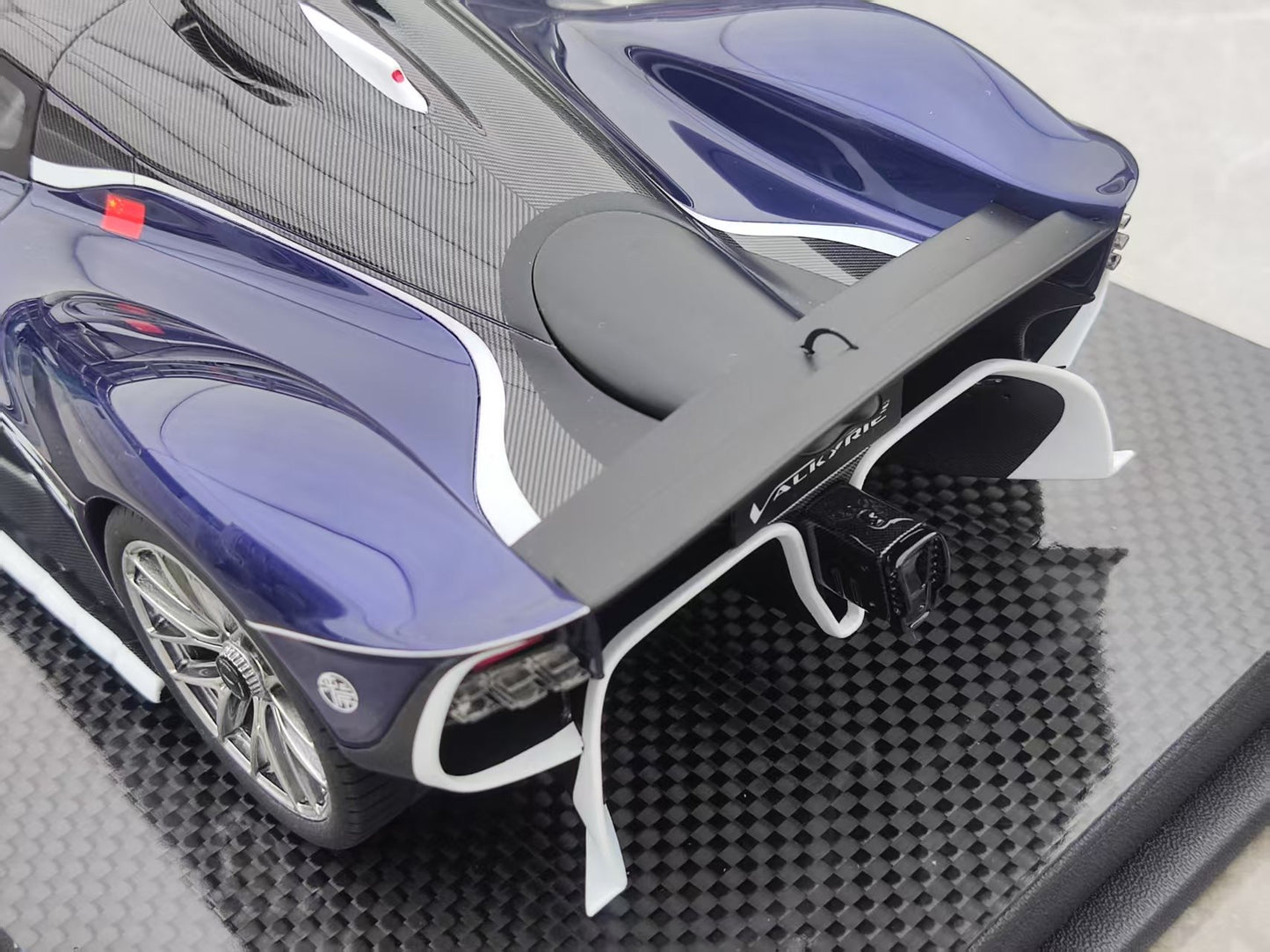 FRONTIART 1/18 Aston Martin Valkyrie, Sapphire Blue, FA181
