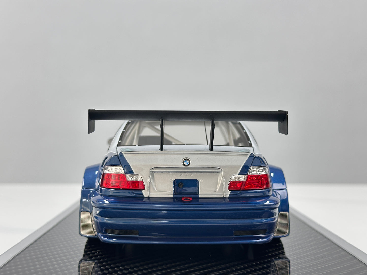 ZP 1/18 BMW M3 E46 GTR – *Need for Speed* Classic Blue & Silver Livery (ZP119)