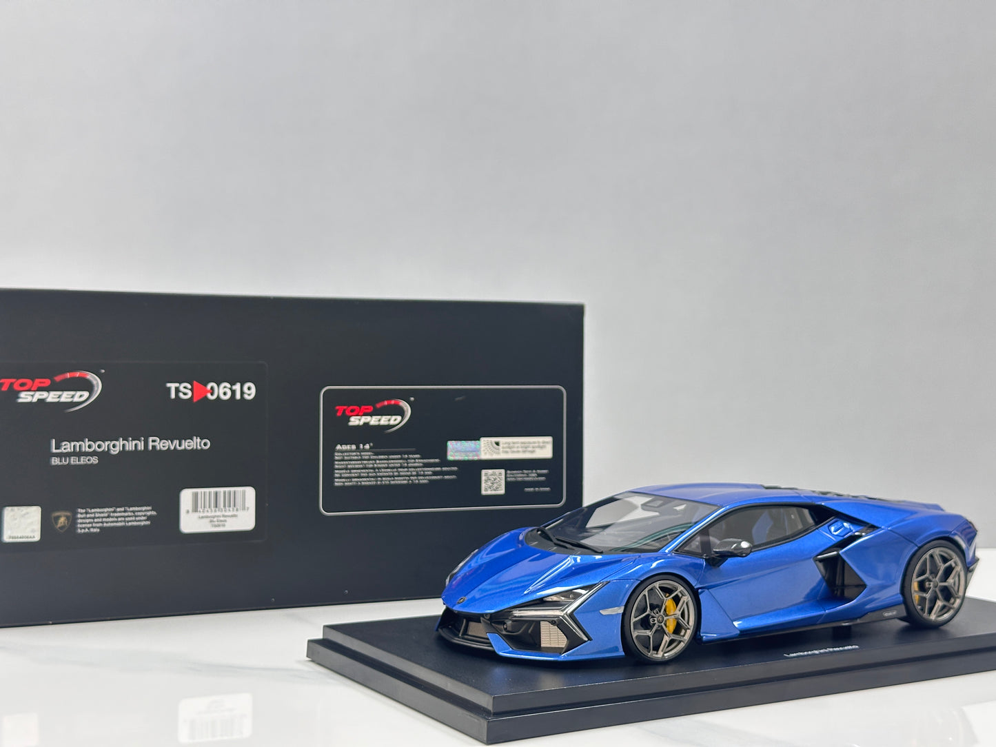 Topspeed 1/18 Lamborghini Revuelto Blue TS0619