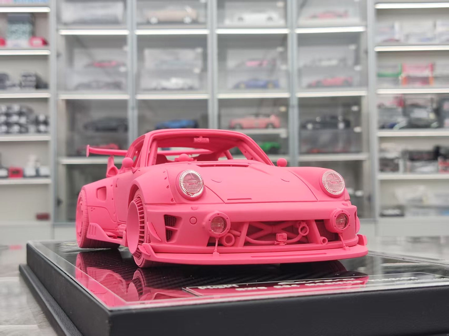 MCM 1/18 Porsche RWB 964 heavily modified pink limited edition car model MCM018