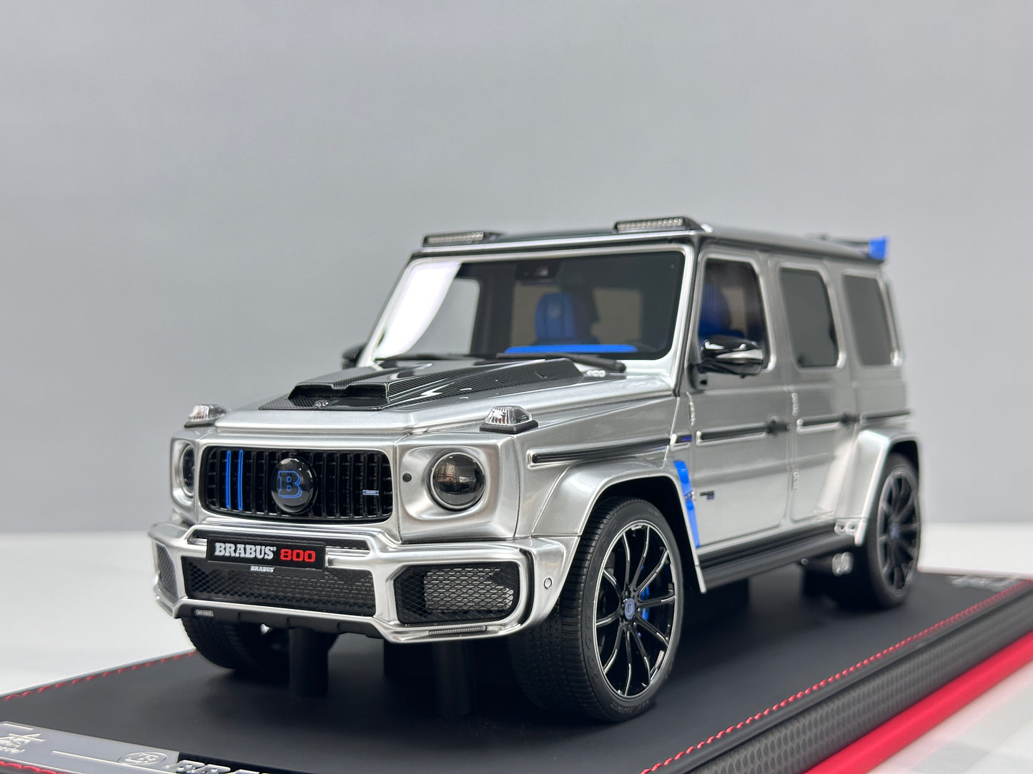 BBA Model 1/18 Brabus G800 Tungsten Silver BBA085