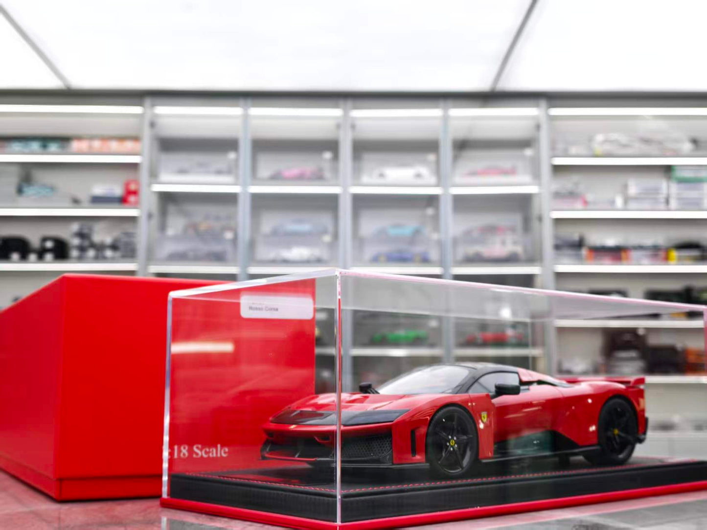 MR 1/18 Ferrari F80 Hardtop Standard Red FE045F