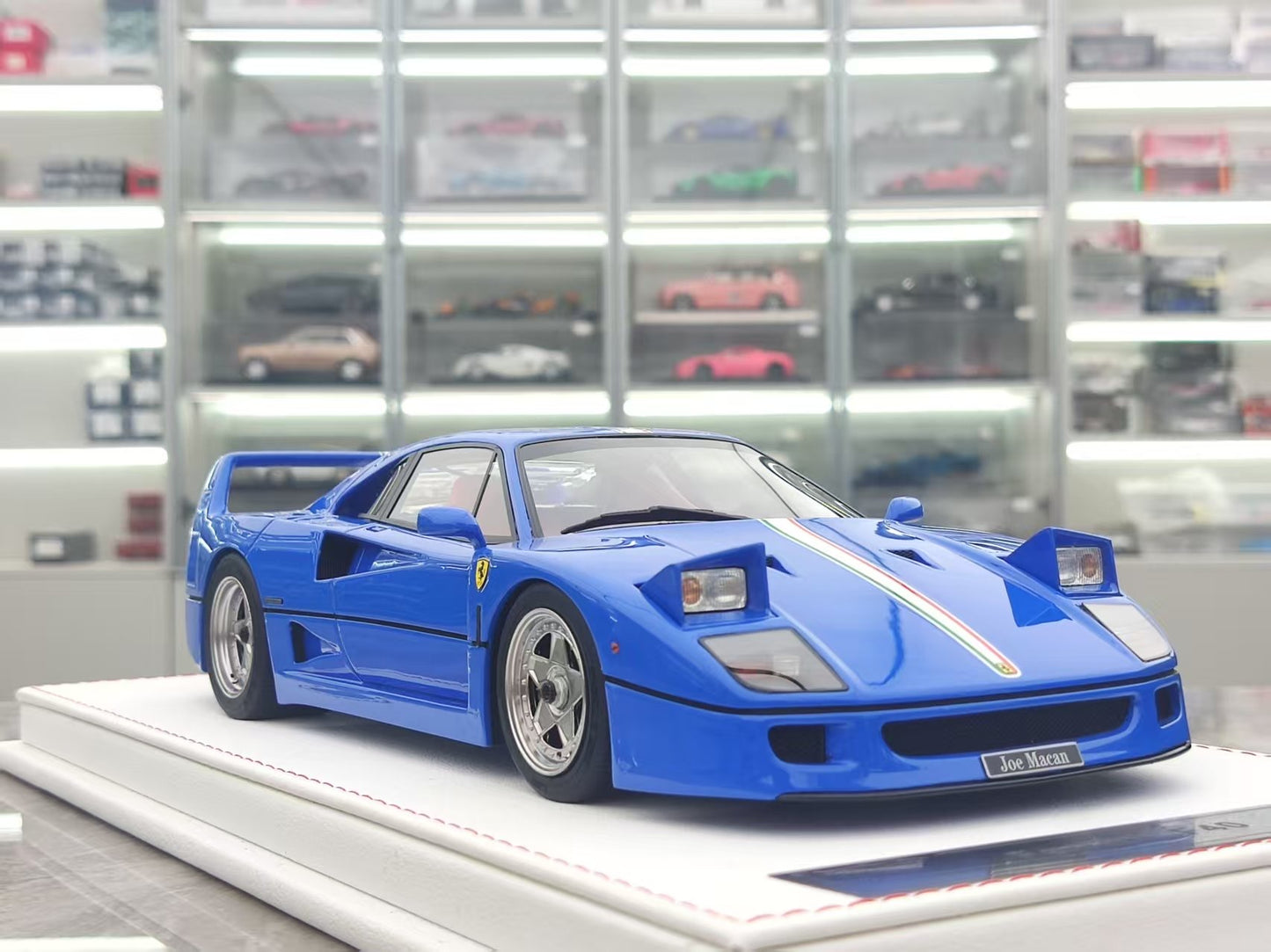 GL 1/18 Ferrari F40 Blue Model Car JS-GL014