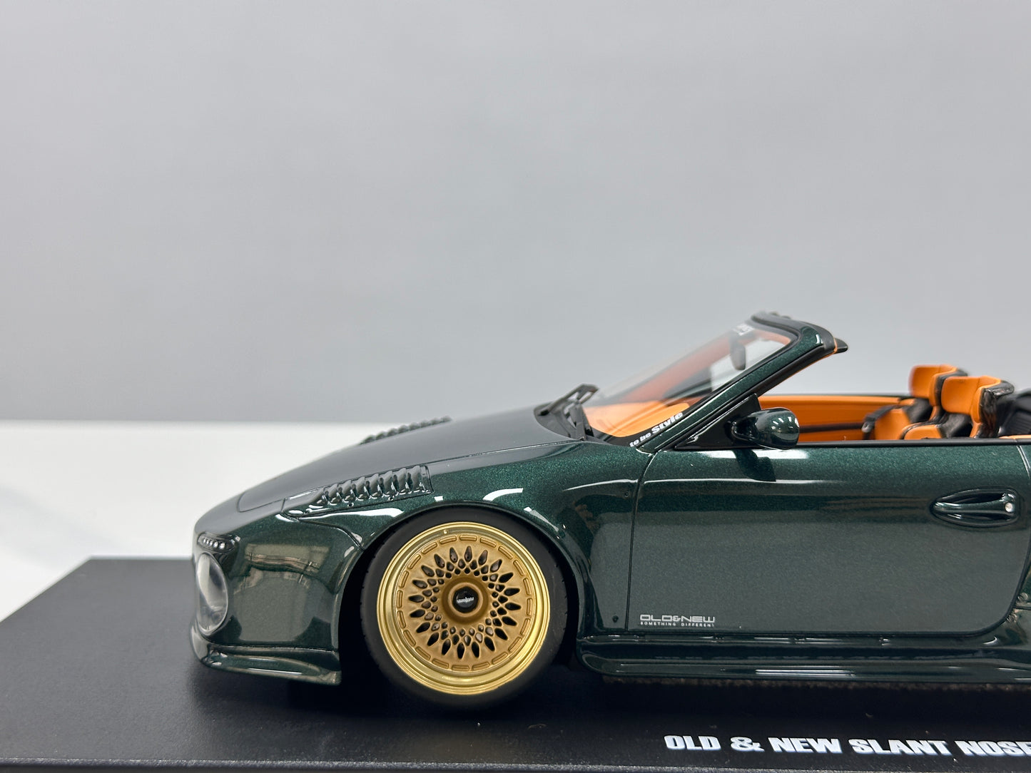 GT Spirit 1/18 Porsche Old & New Tokyo Auto Salon Green GT548