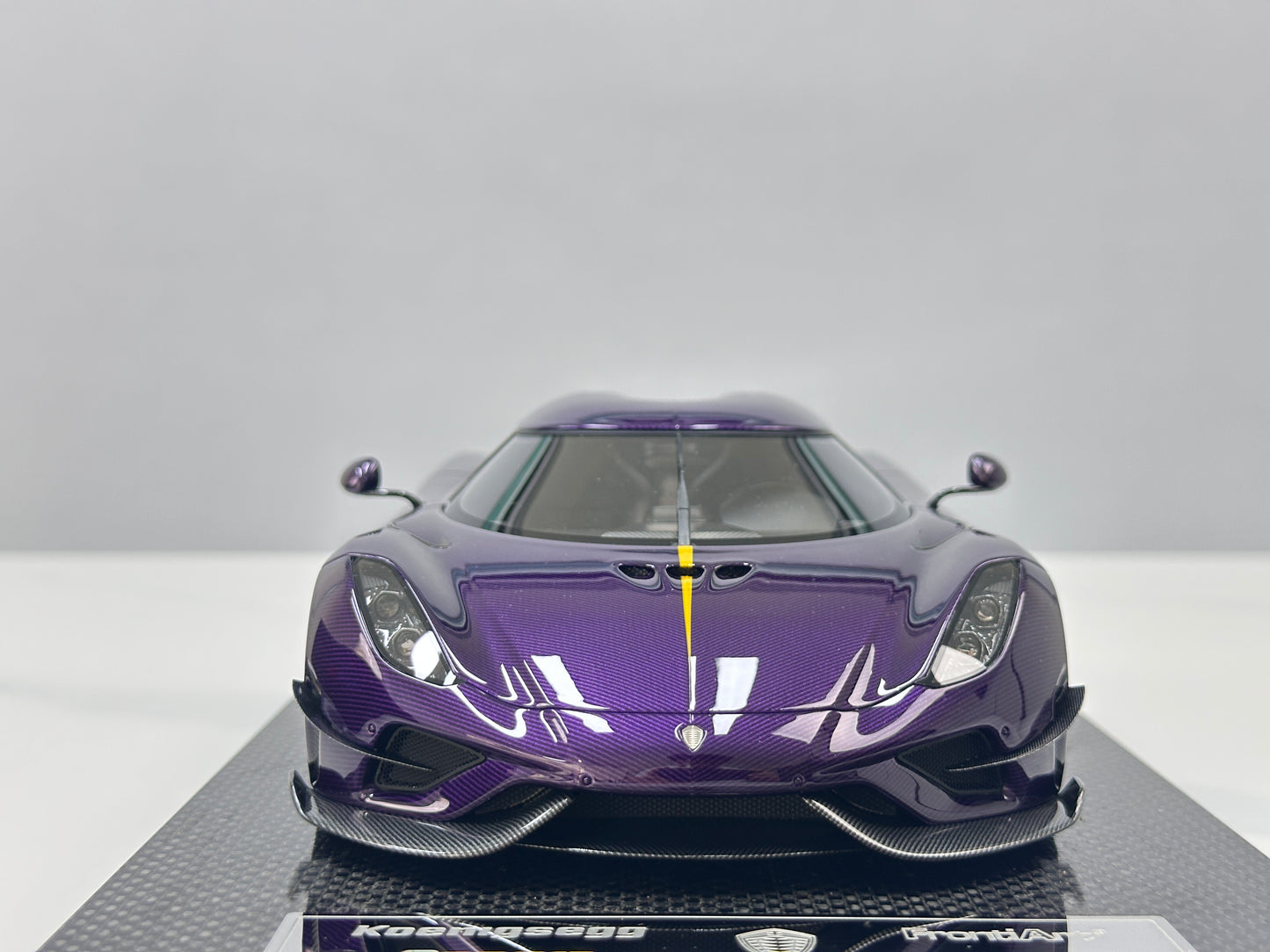 FRONTIART 1/18 Koenigsegg Regera Carbon Purple FA194