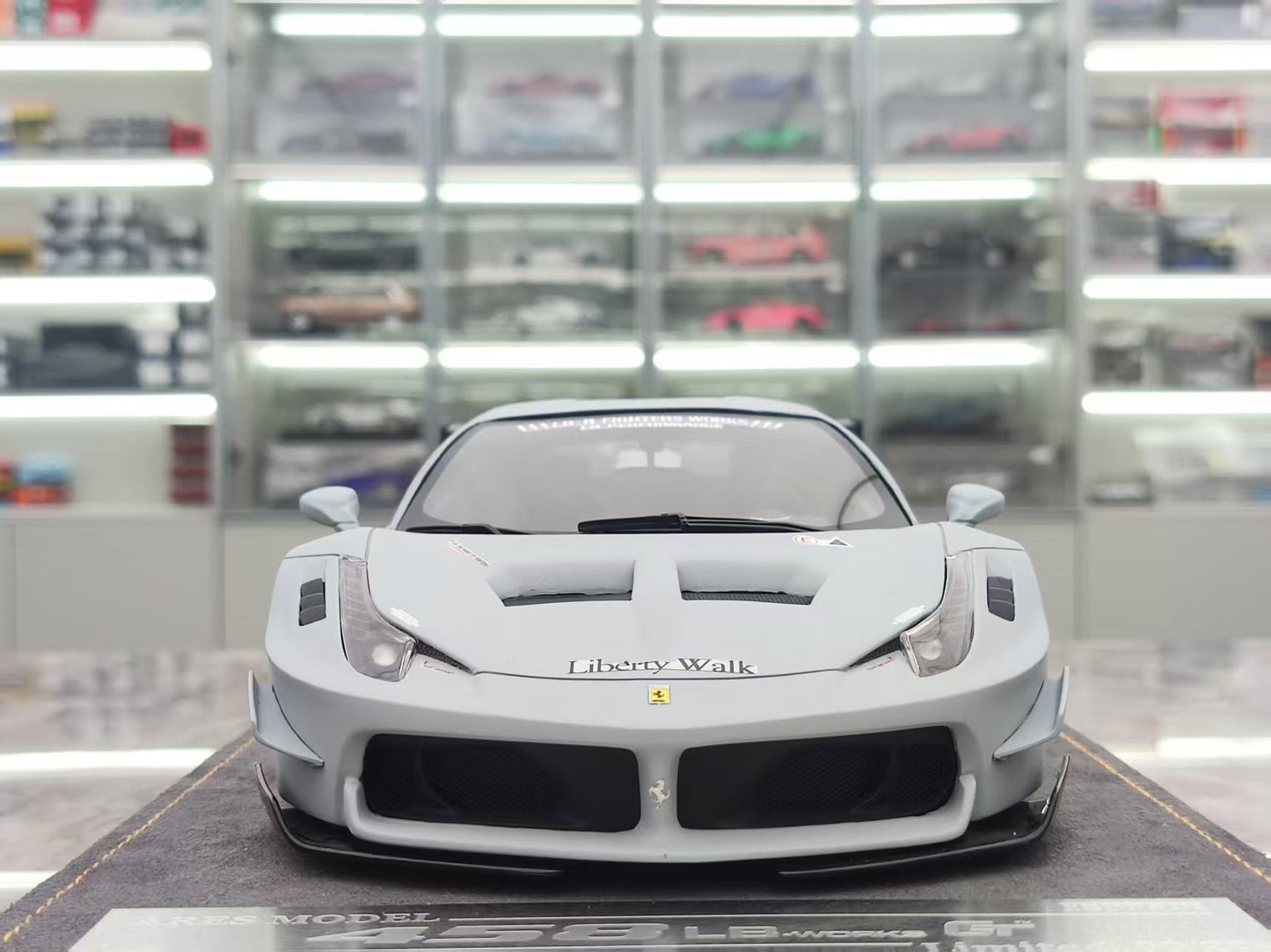 ARES MODEL 1/18 Ferrari 458 Battle Grey Model Car ARES010