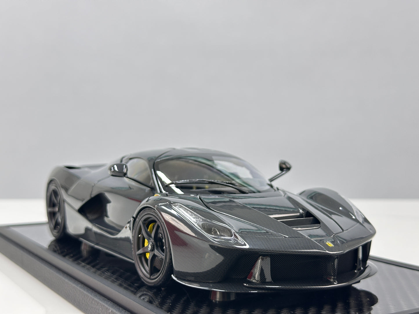 BBR 1/18 Ferrari LaFerrari, Alloy Alloy Fully Open, Carbon Fiber Sole, Black Knight BBR182244A