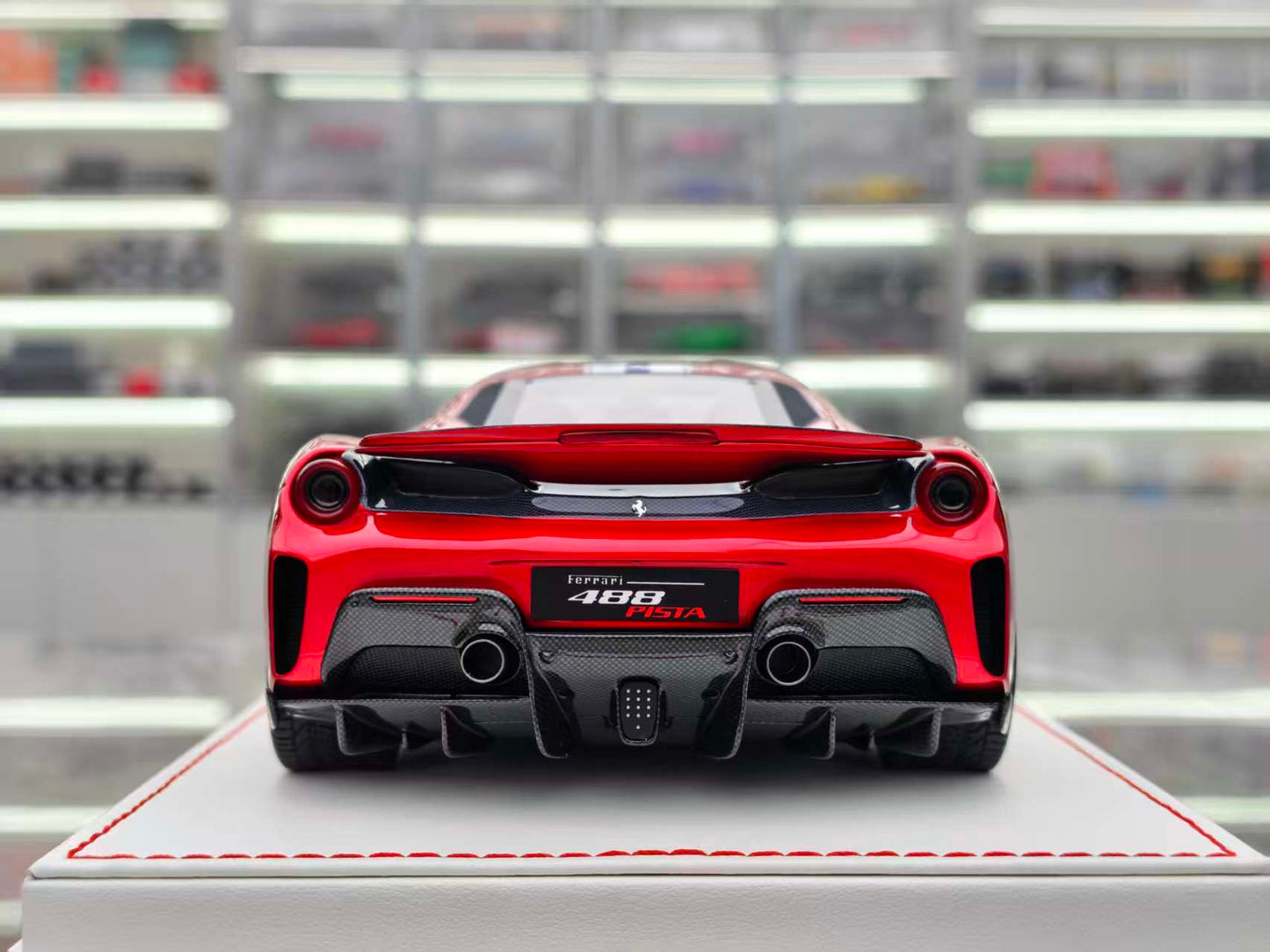 GH MODEL 1/18 Ferrari Novitec 488pista Metallic Red GH006