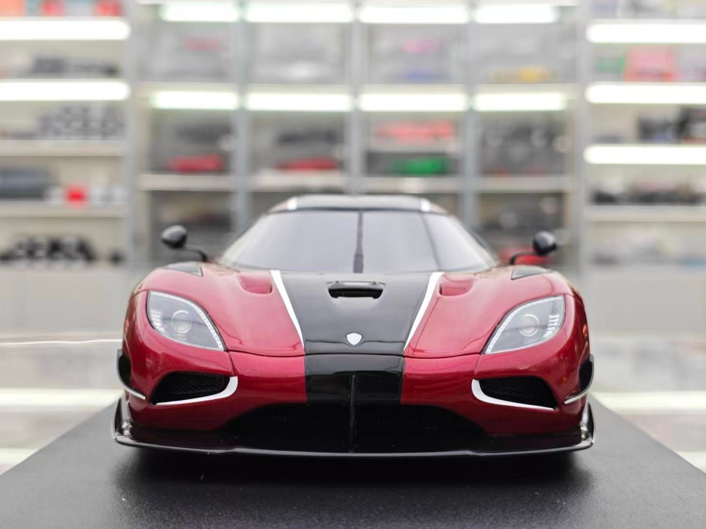 GT Spirit 1/18 KOENIGSEGG AGERA RS GT931