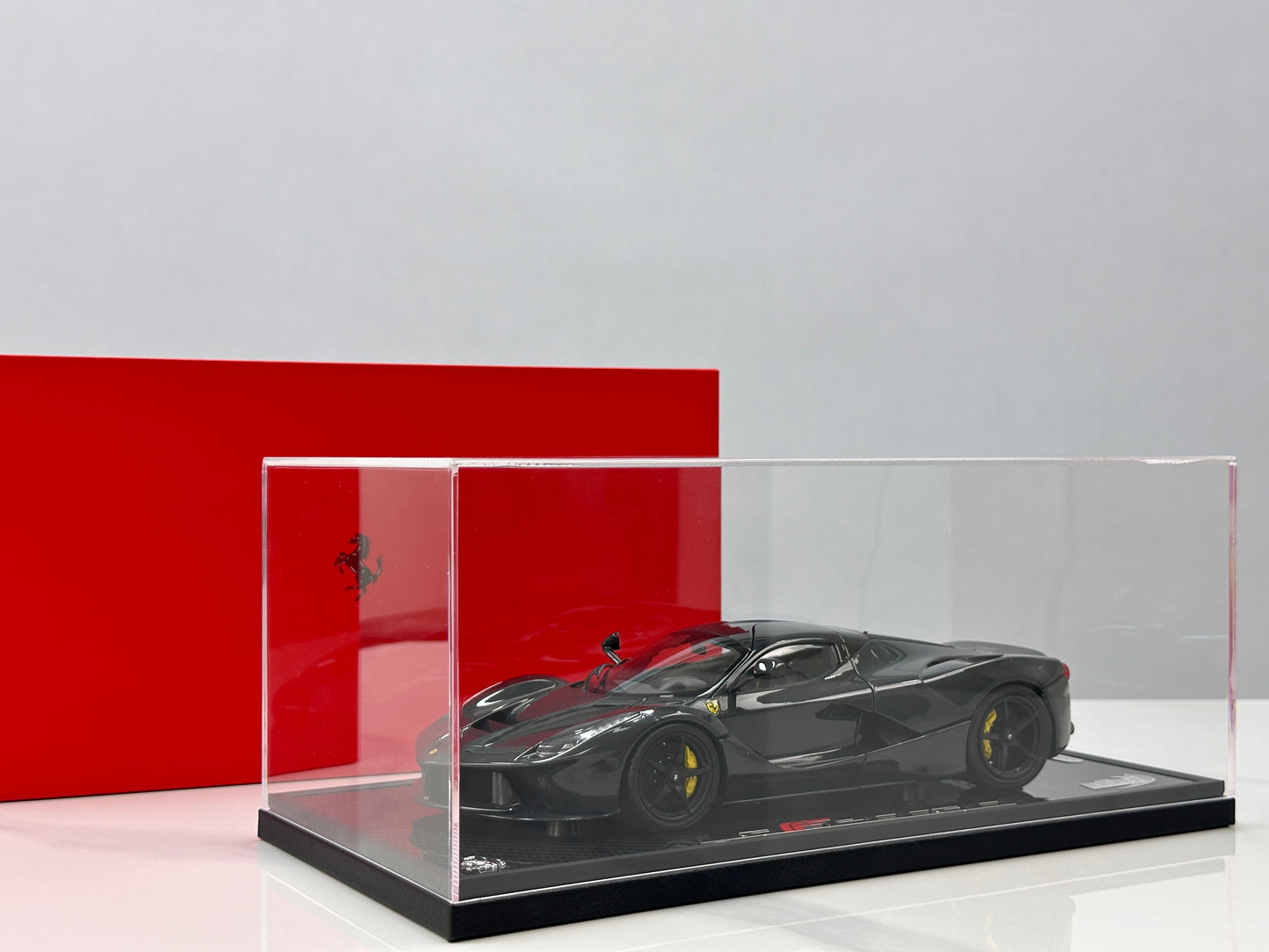 BBR 1/18 Ferrari LaFerrari, Alloy Alloy Fully Open, Carbon Fiber Sole, Black Knight BBR182244A