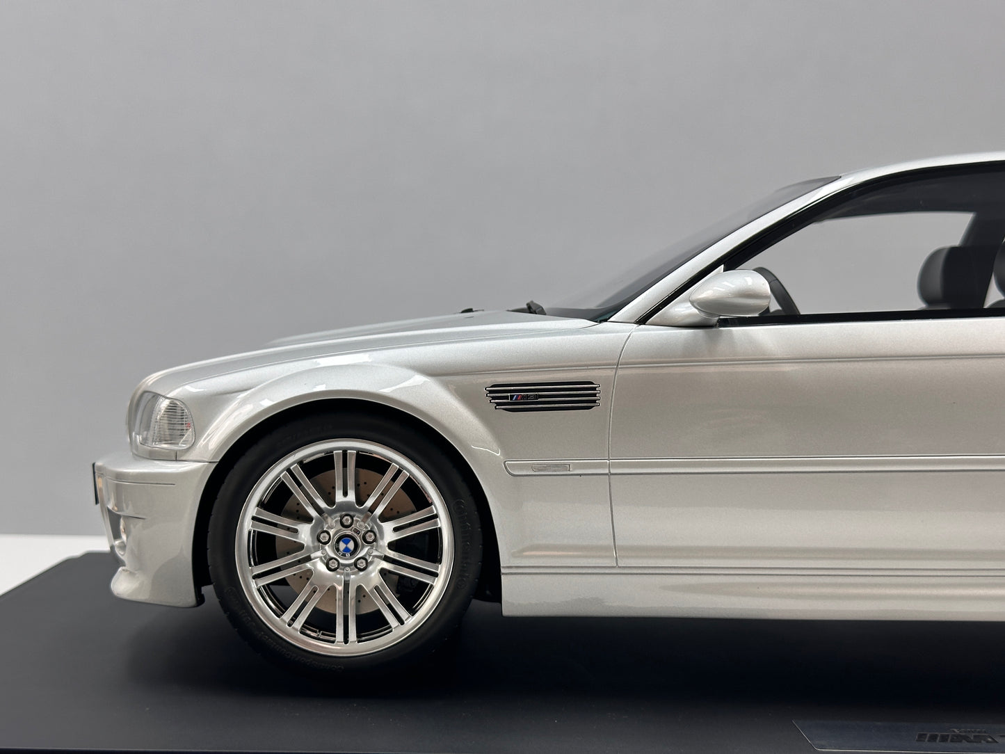 GT Spirit 1/8 BMW M3 E46 Silver GTS801501