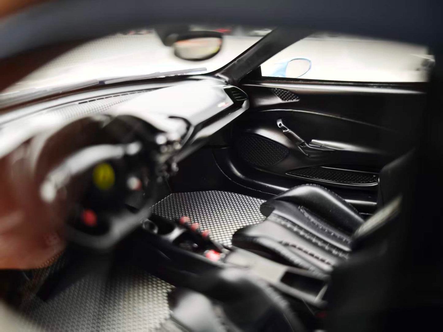 BBA MDOEL 1/18 Ferrari 488PISTA Ice Blue BBA054