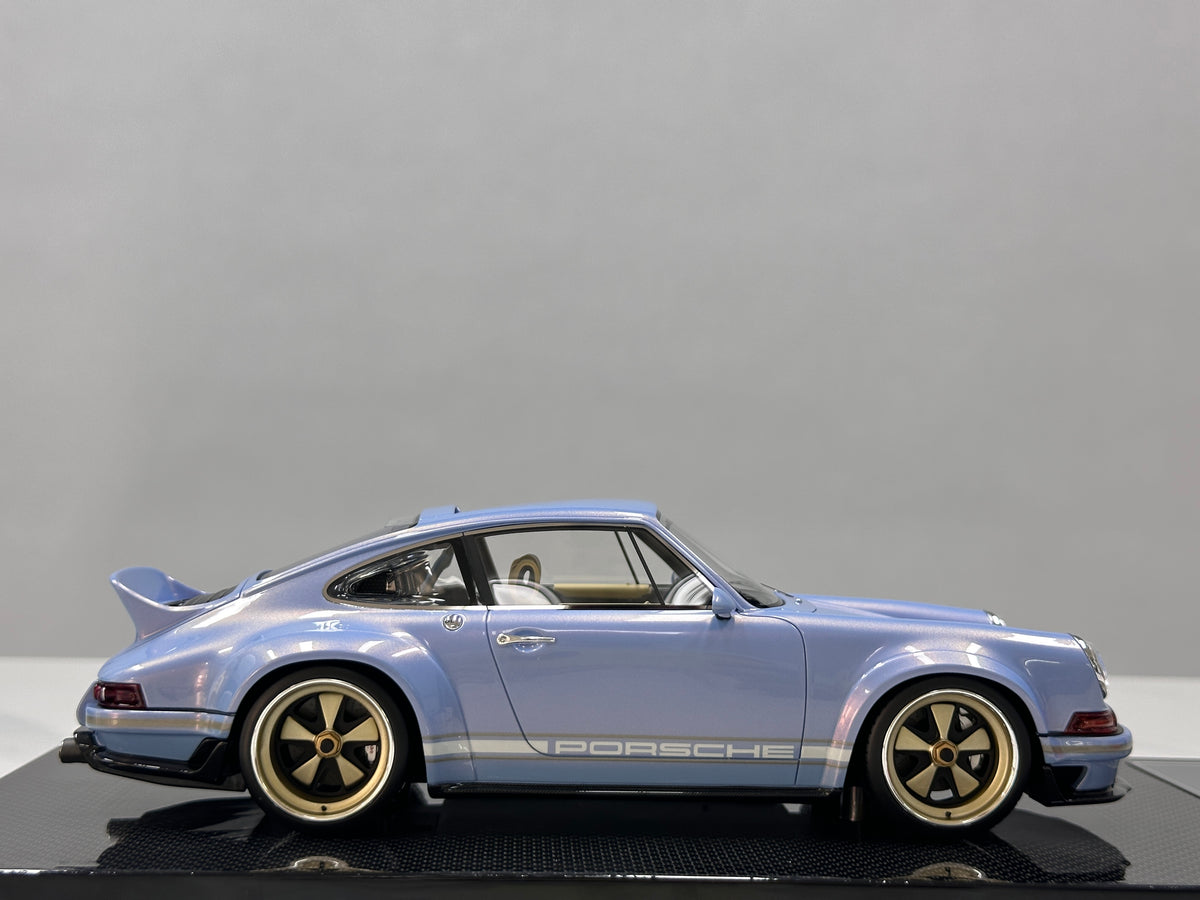 DinoModel 1/18 Porsche Singer DLS Ice Blue DC001