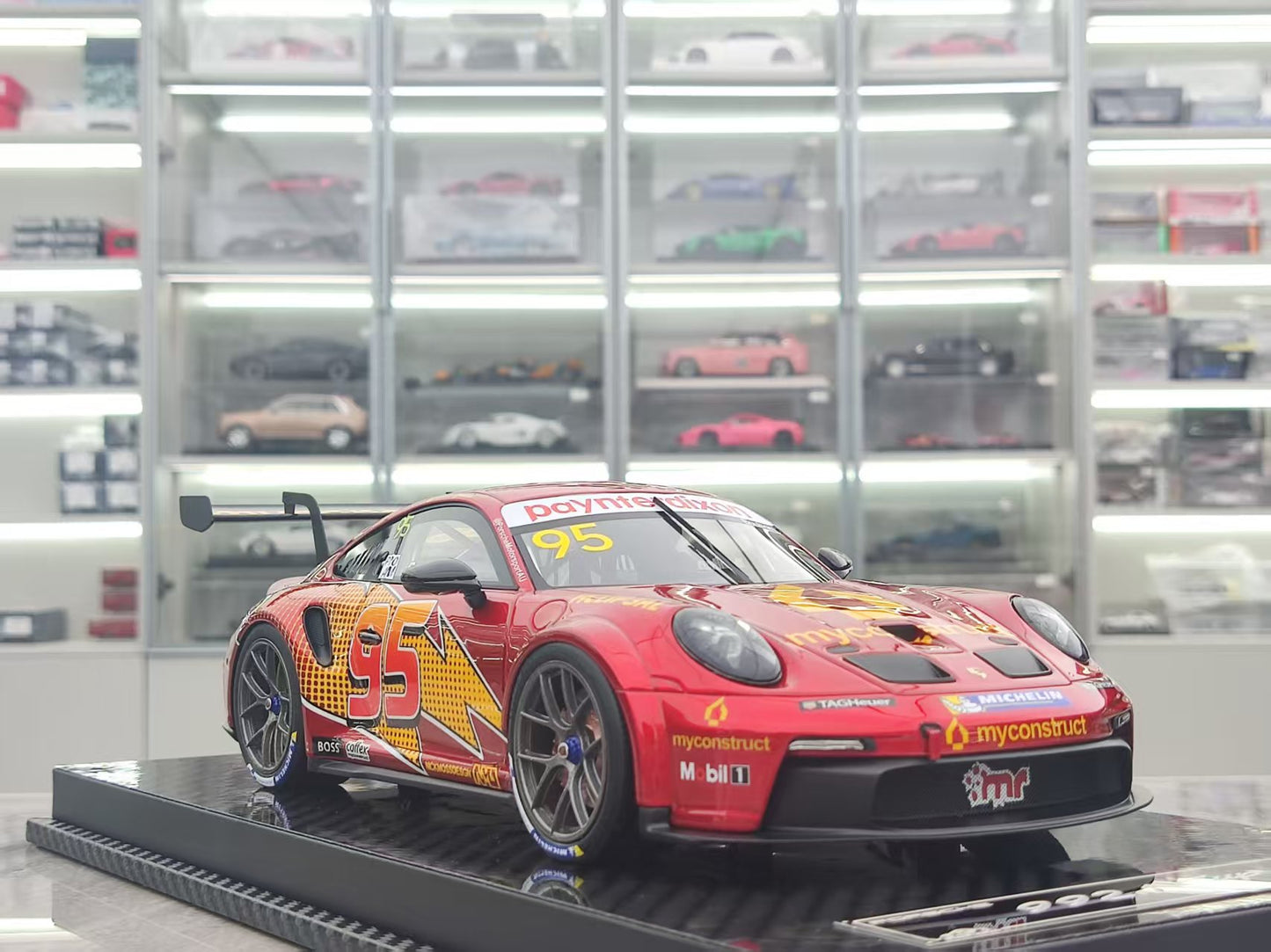 VIP 1/18 Porsche 911 GT3 CUP Lightning McQueen No. 95 VIP176
