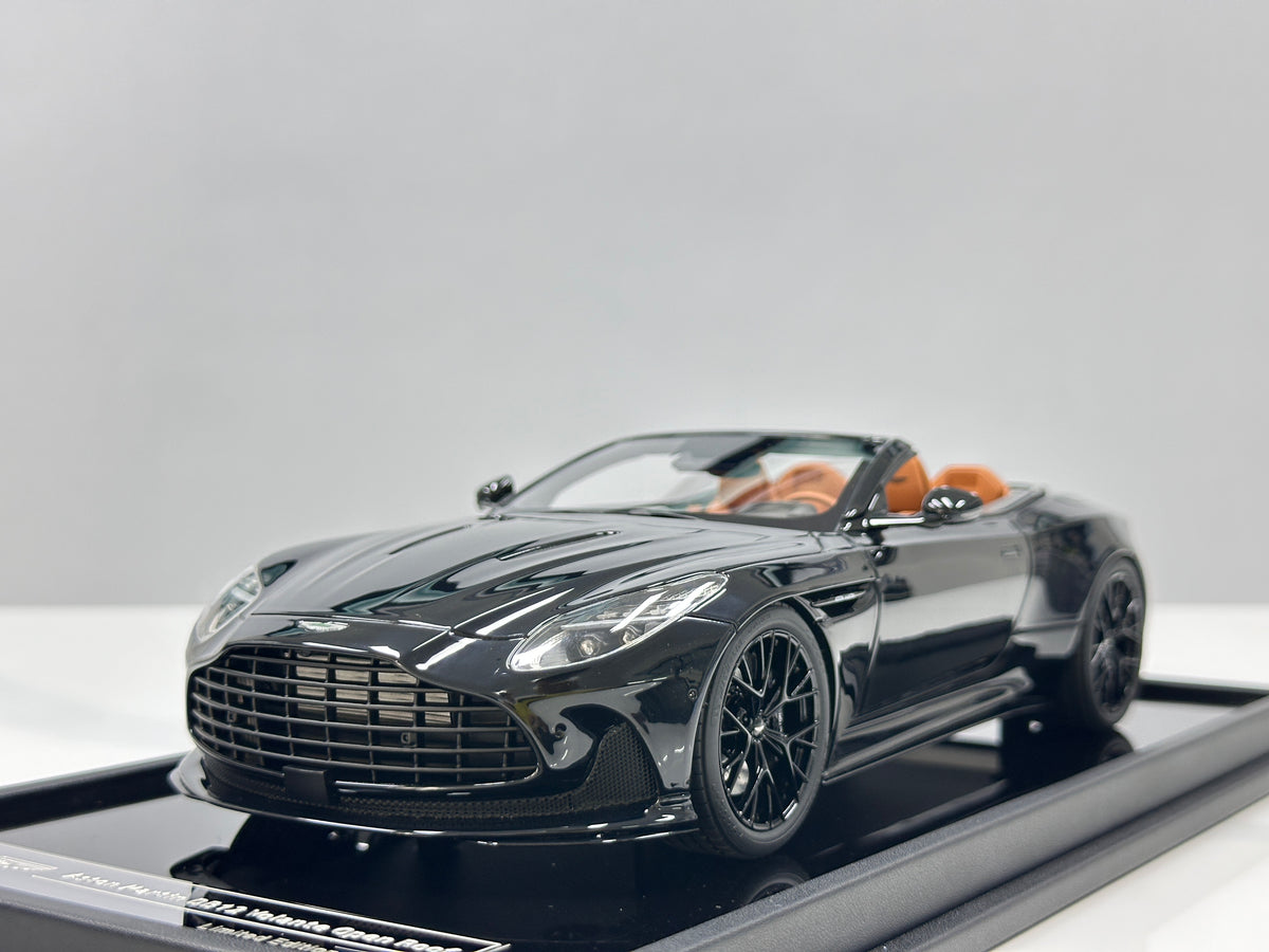 MOTORHELIX 1/18 Aston Martin DB12 Volante Convertible - Ink Black (MH398)