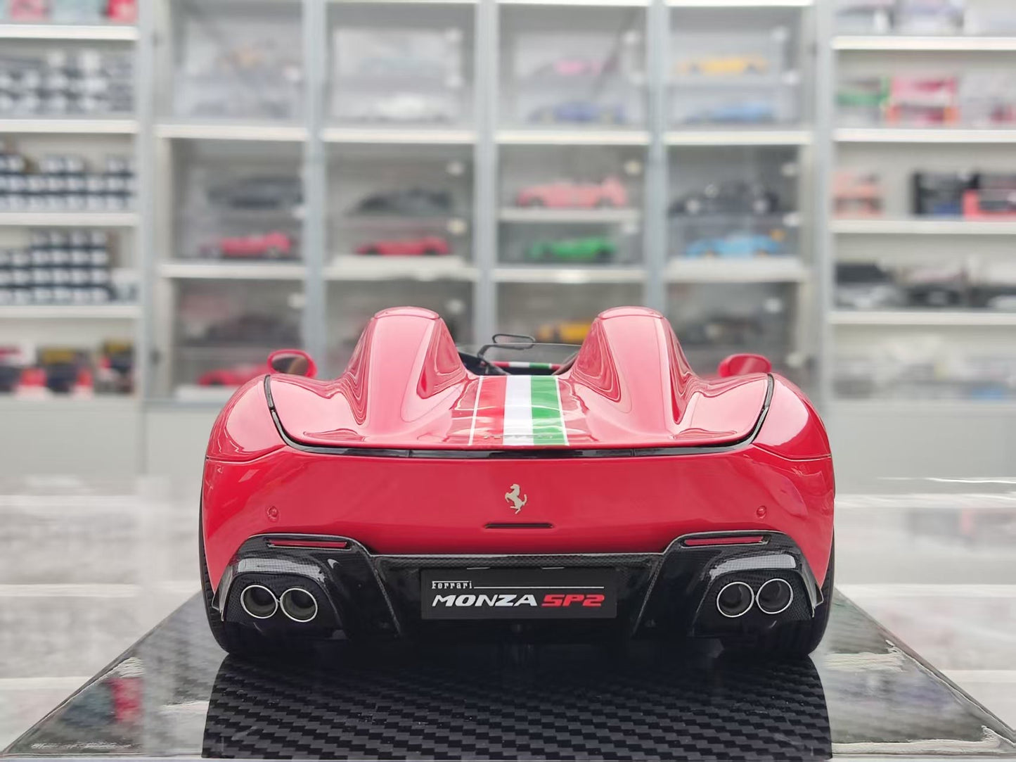 CE 1/18 Ferrari Monza SP2 Standard Red CE009