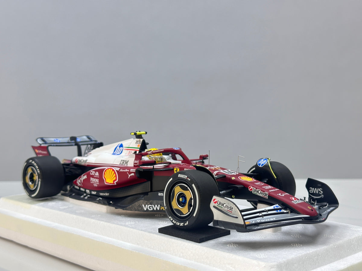 BBR 1/18 Ferrari SF25 Monza Livery – Lauda World Champion #44 (50th Anniversary Special Livery) P18267D44