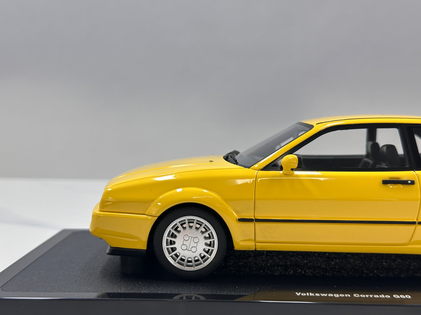 OTTO 1/18 Volkswagen Corrado G60 Yellow OT1385