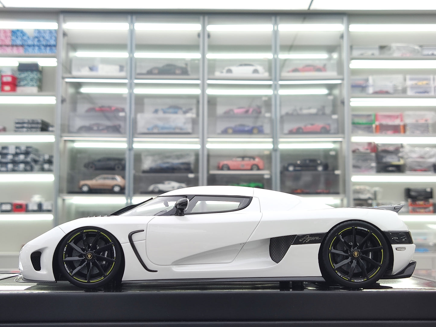 VMB 1/18 Koenigsegg Forza Horizon 5 Agera White VMB049