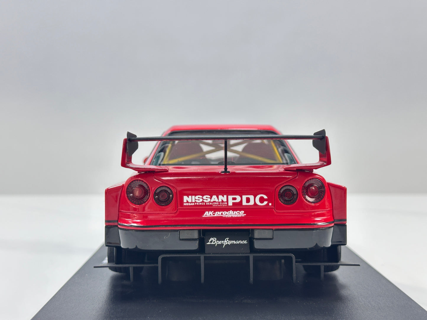 GT Spirit 1/18 Nissan Skyline R34 GT-R LB Super Silhouette Red GT570