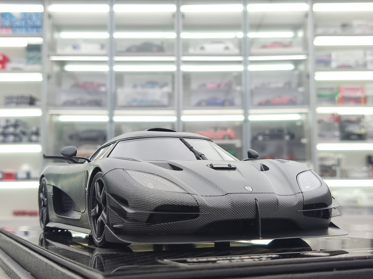 FRONTIART 1/18 Koenigsegg ONE:1 7107 Black Carbon FA060