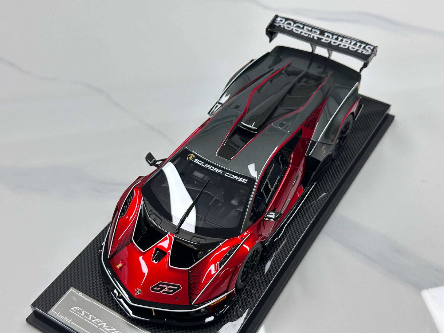 Custom Edition 1/18 Lamborghini Essenza SCV12 Mars Red CE014