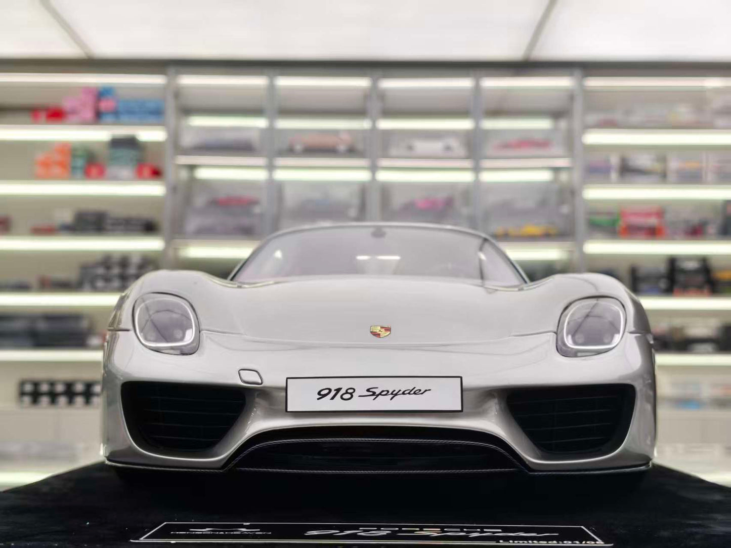 HH 1/8 Porsche 918 Spyde, Silver, HH525