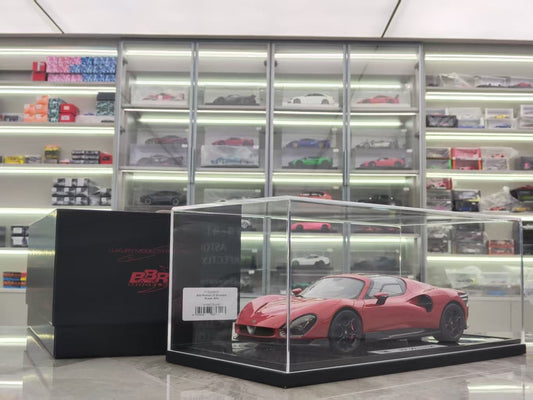 BBR 1/18 Alfa Romeo 33 Stradale Carbon Base Red Black Wheels Car Model P18264BCH