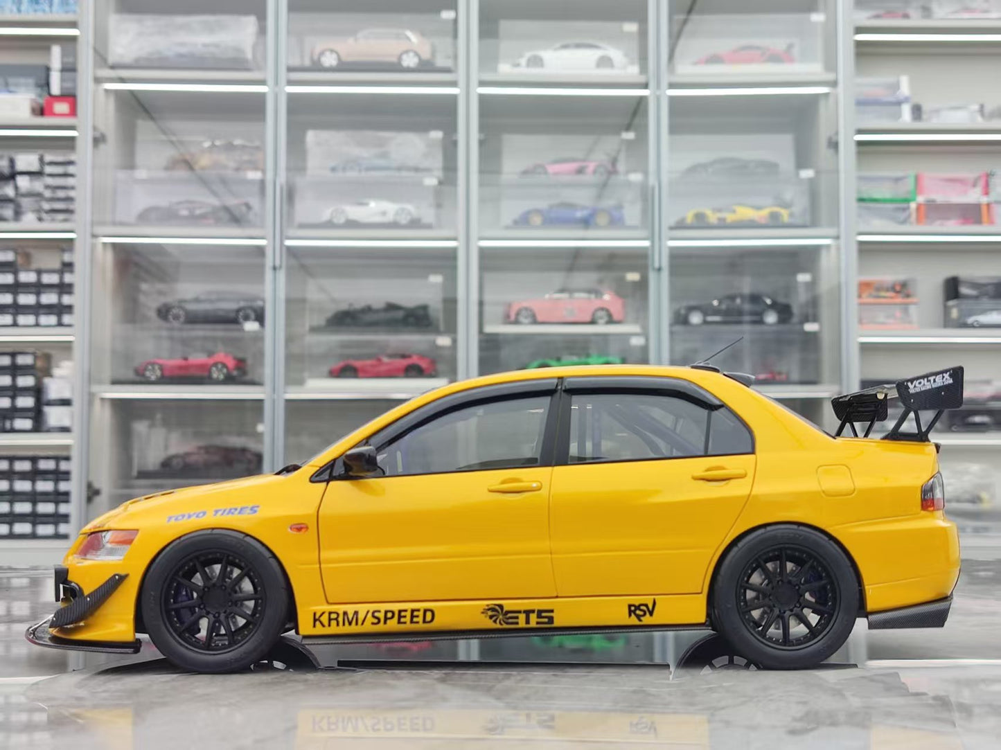 SUPER A 1/18 Mitsubishi veo 9th generation MR FQ-360 yellow SUP017