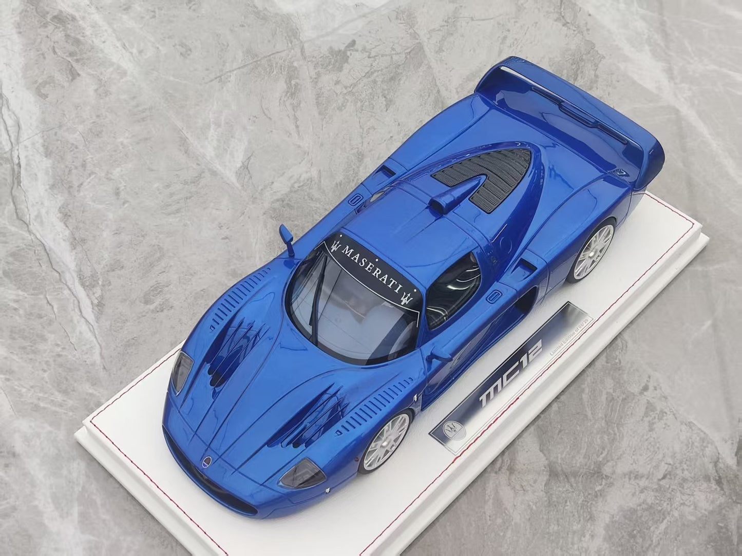 GL 1/18 Maserati MC12 Dark Blue Car Model JS-GL025