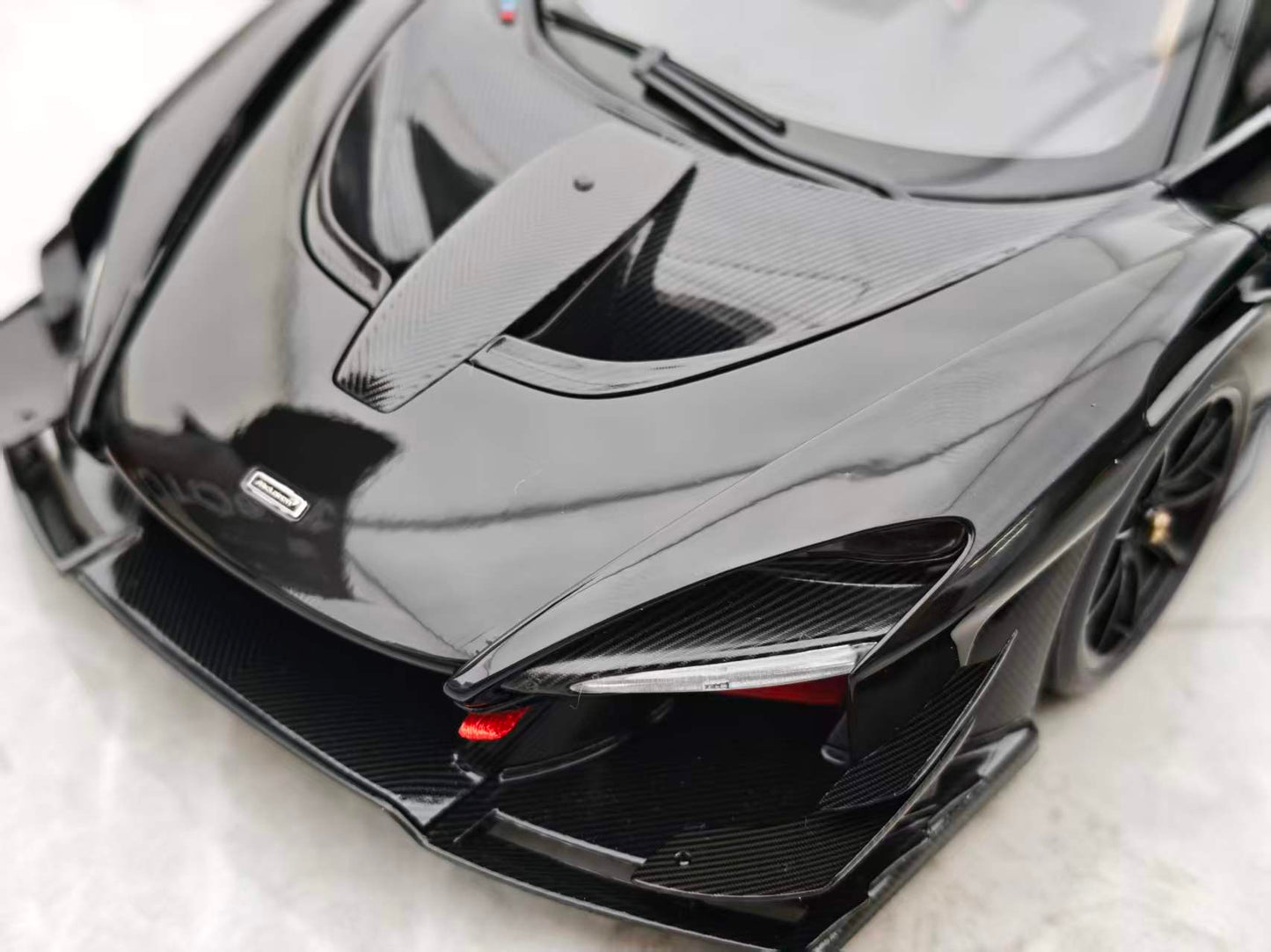 Autoart 1/18 McLaren Senna GTR Black 81954