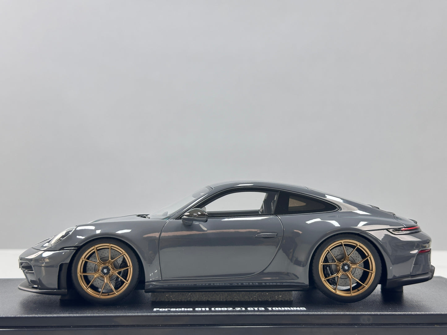 GT Spirit 1/18 Porsche 911 [992.2] GT3 Touring Grey GT577