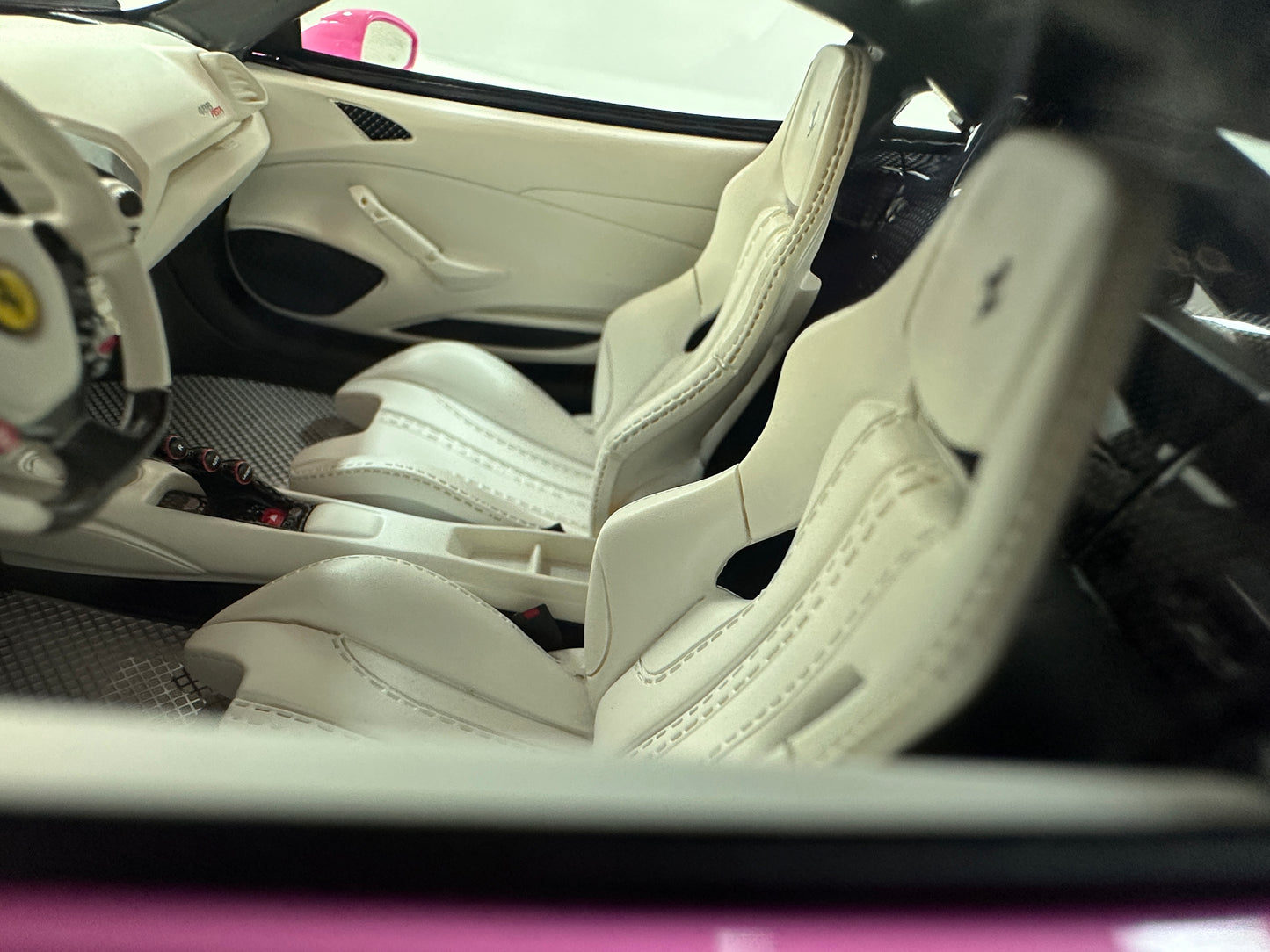 BBA MODEL 1/18 Ferrari 488 Pista – Pink with White Livery (BBA088)