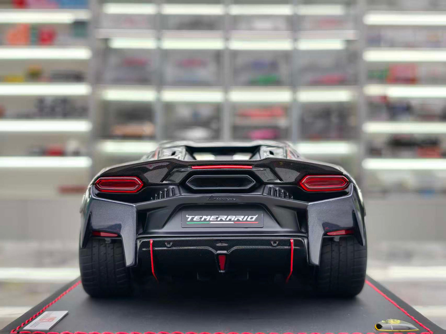 MR 1/18 Lamborghini Temerario AP Kit Grey LAMBO062SE2