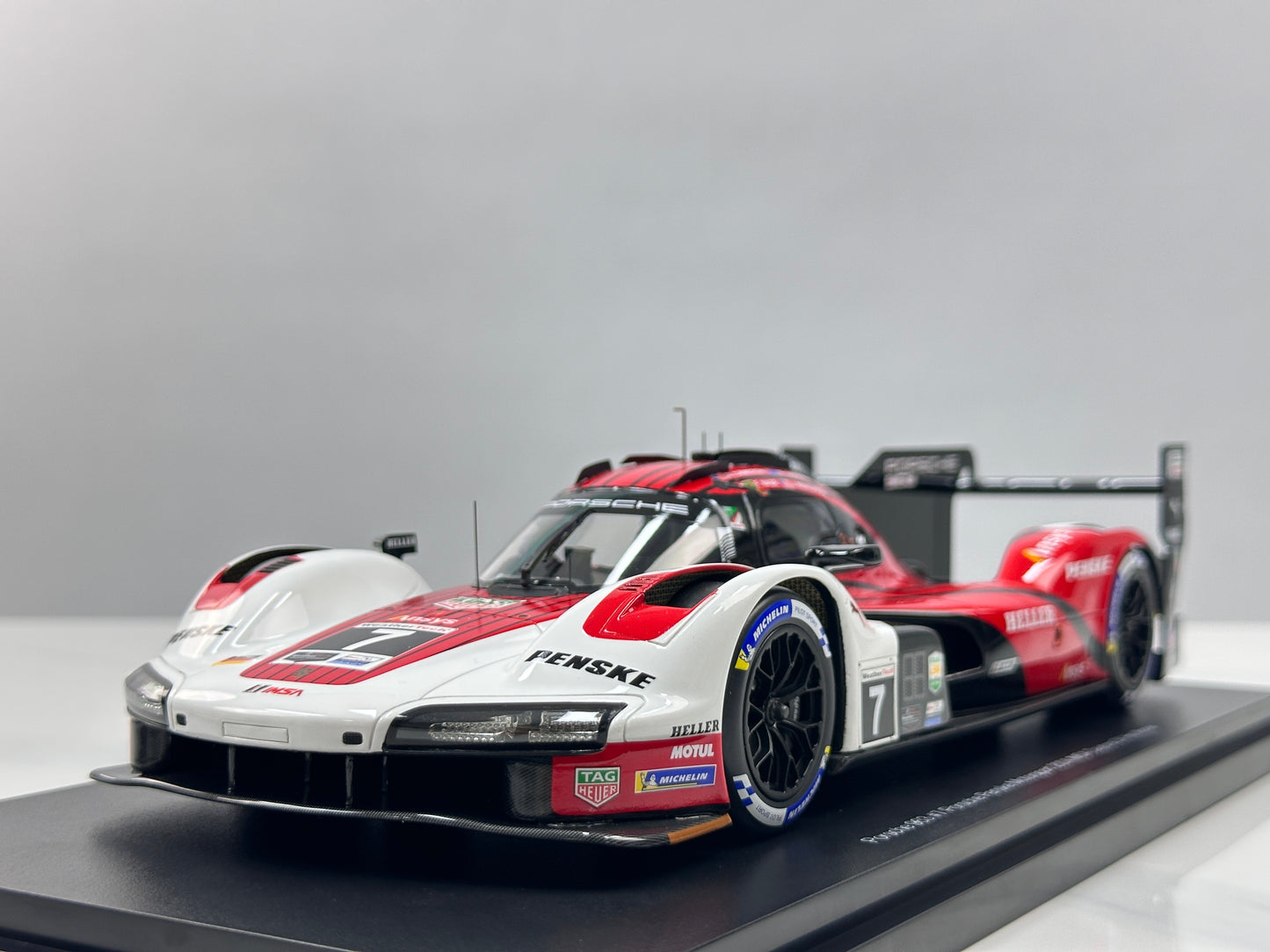 Topspeed 1/18 Porsche 963 #7 Porsche Penske Motorsport 2024 Red & White Livery TS0700