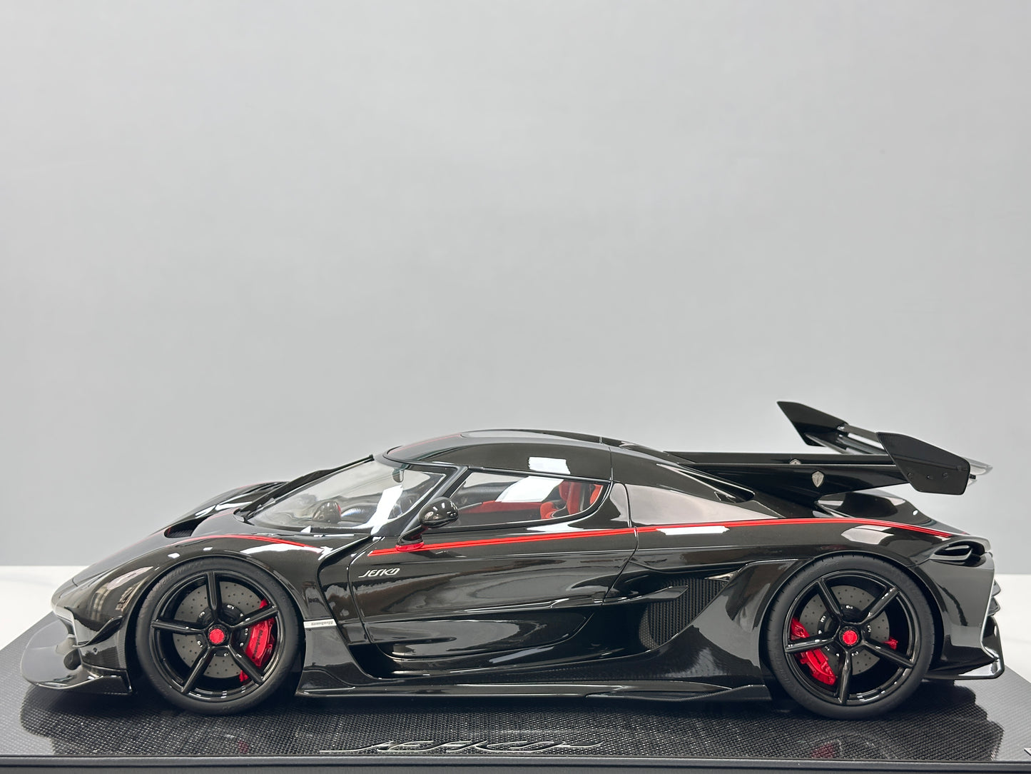 FRONTIART 1/8 Koenigsegg Jesko Full Carbon FA193
