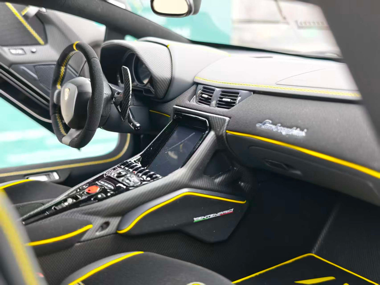 Amalgam 1/8 Lamborghini Centennial Bull M5947