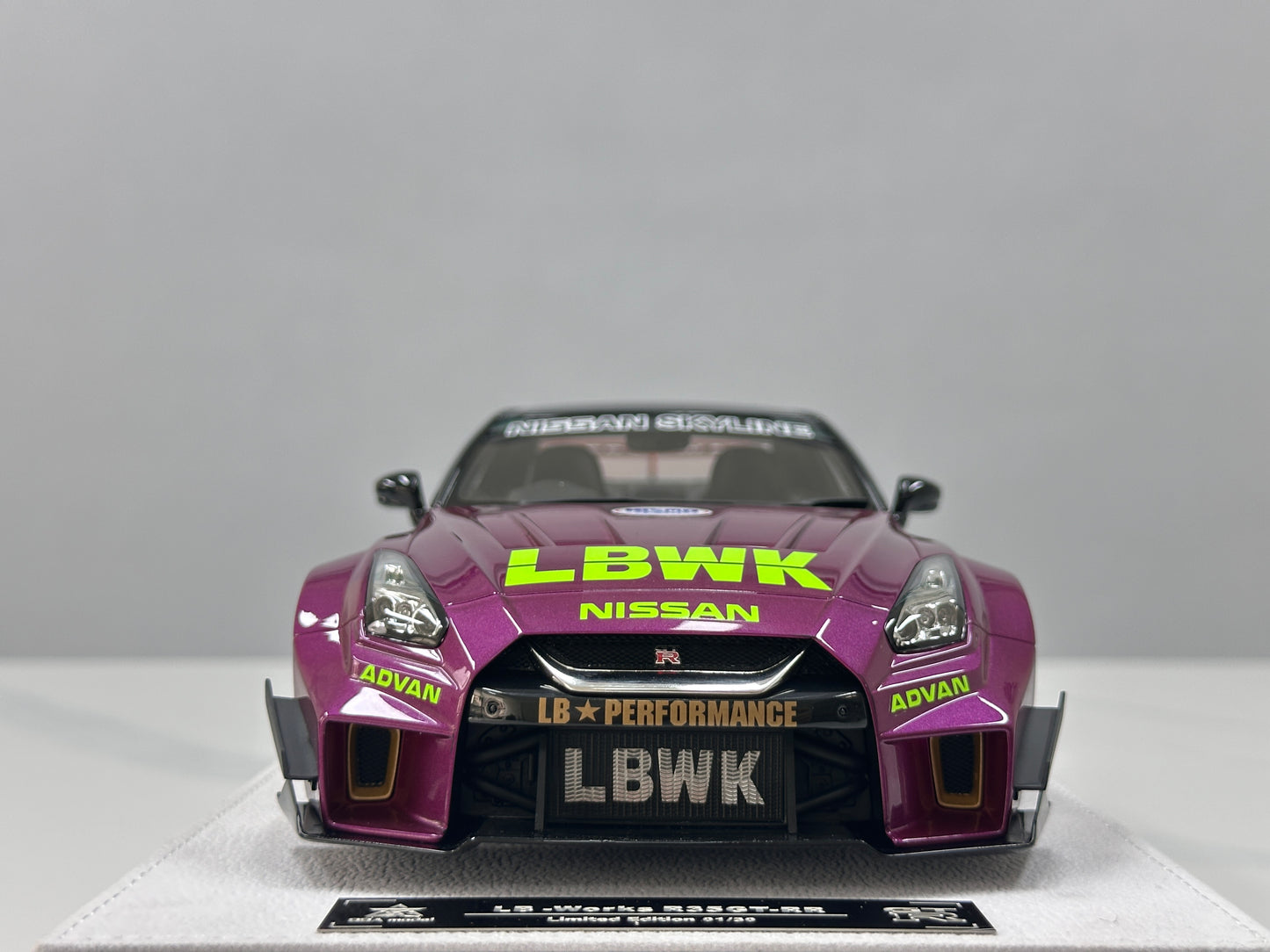 BBA MODEL 1/18 Nissan GTR 35GT-RR Metallic Purple BBA061