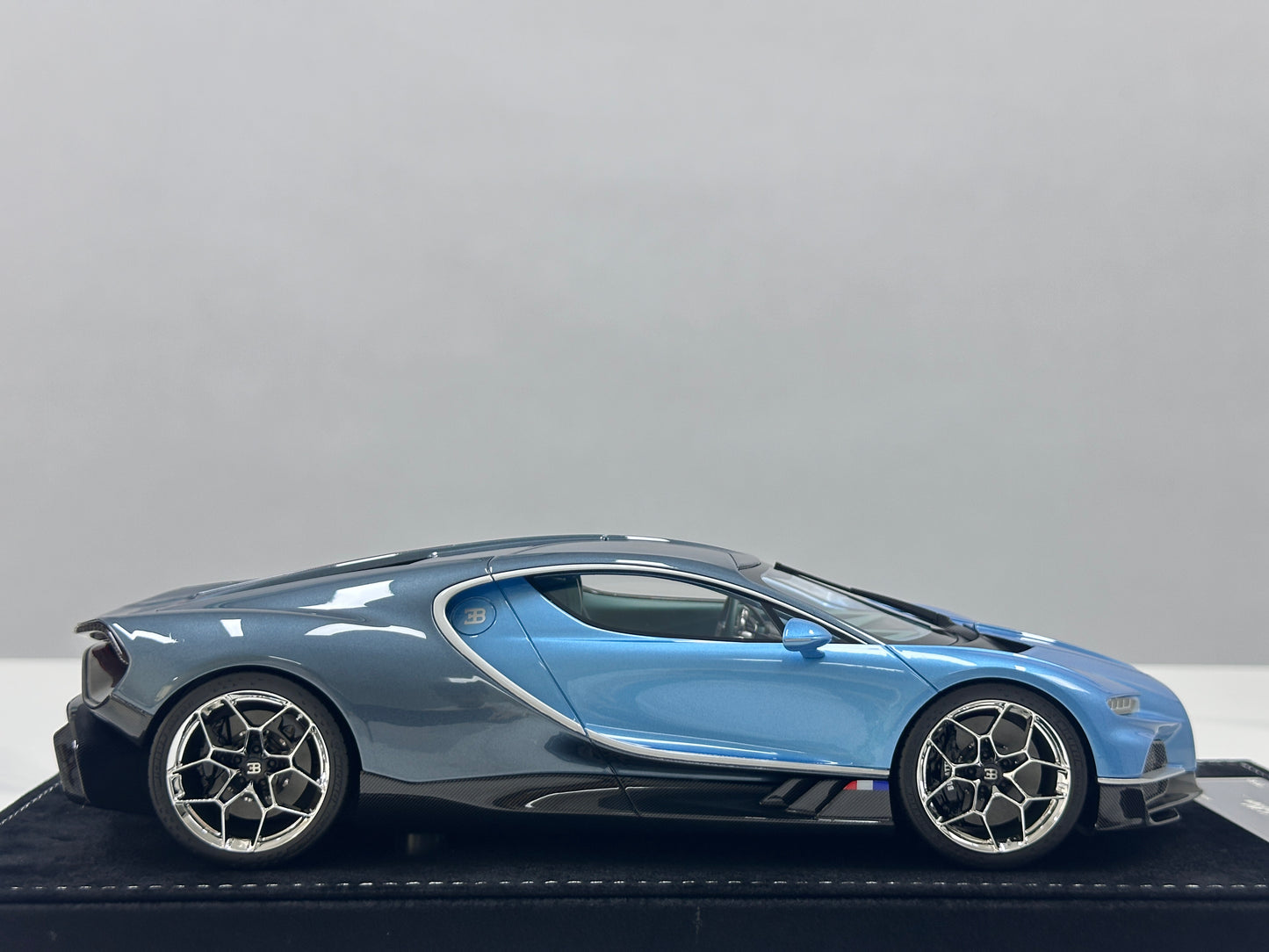 HH MODEL 1/18 Bugatti Tourbillon Release Color HH638
