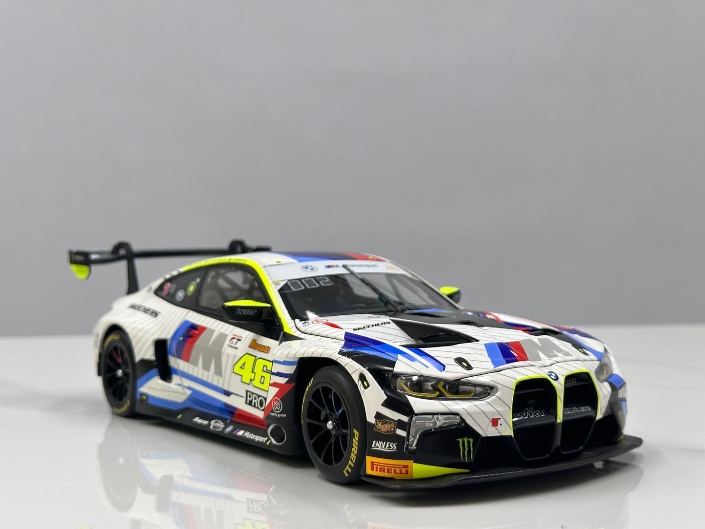 MINICHAMPS 1/18 BMW M4 GT3 TEAM WRT 12H BATHURST 2025 White Livery 110252046
