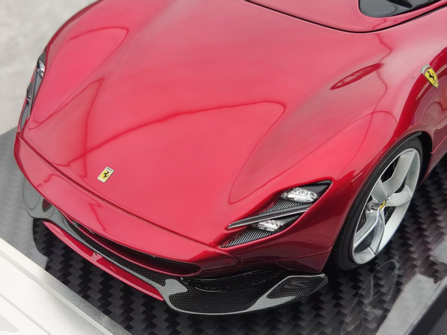CE 1/18 Ferrari Monza SP2 Volcano Red CE008