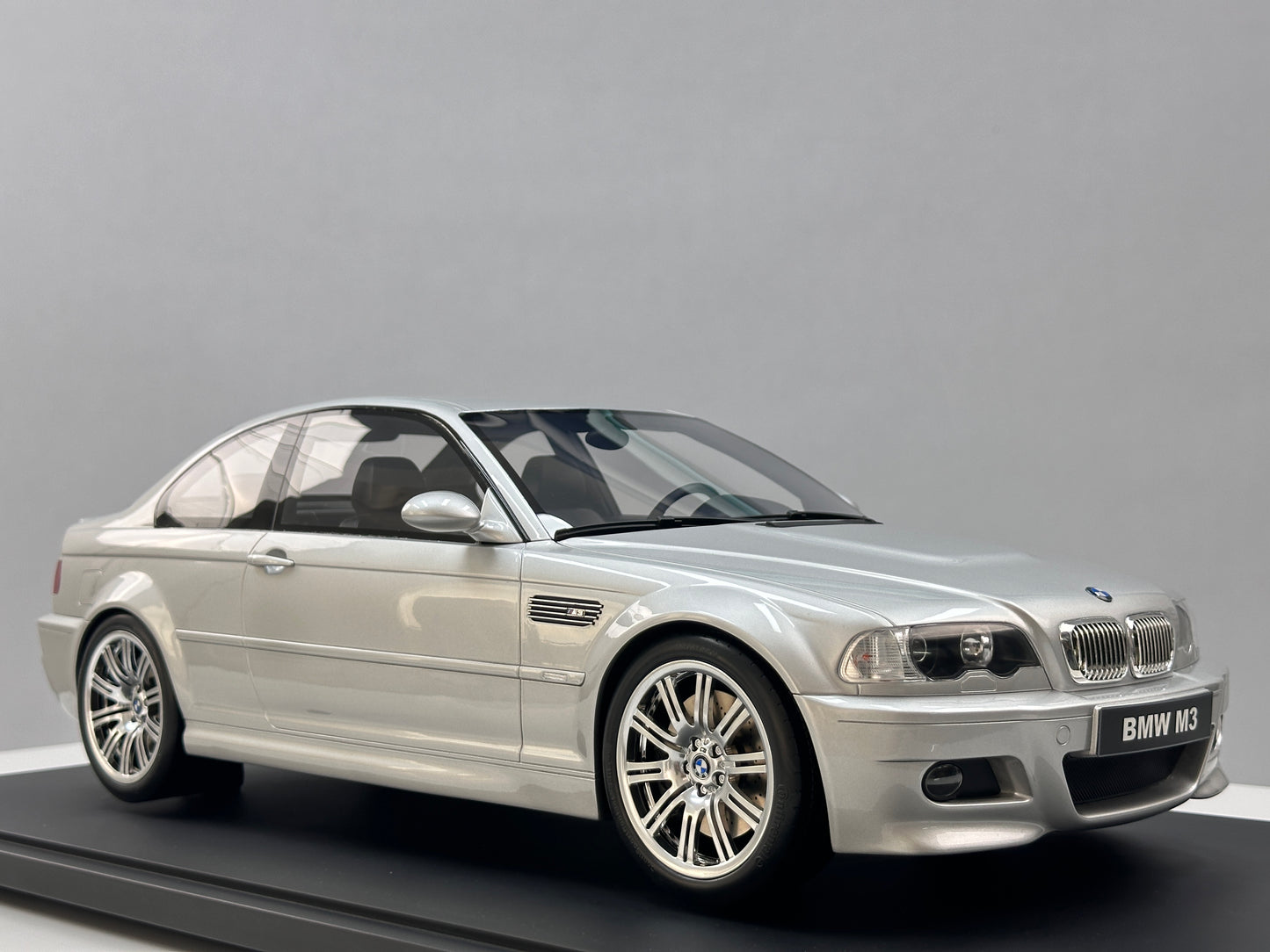 GT Spirit 1/8 BMW M3 E46 Silver GTS801501