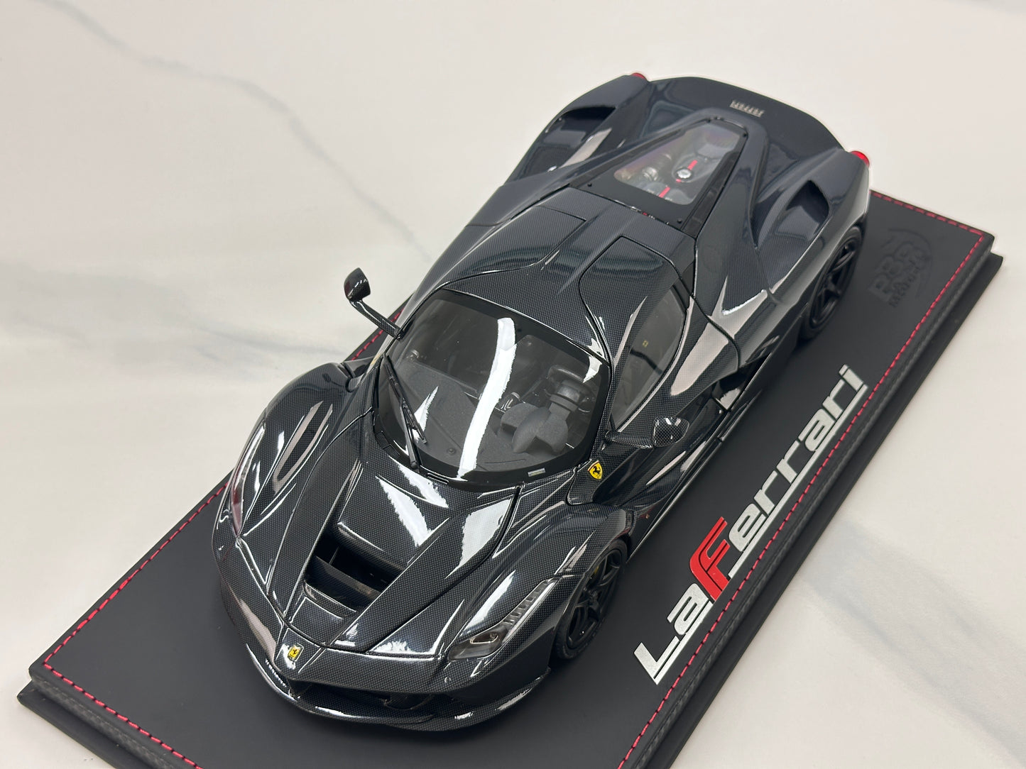 BBR 1/18 Ferrari LaFerrari Alloy Alloy Full Opening Leather Sole Black Knight BBR182244