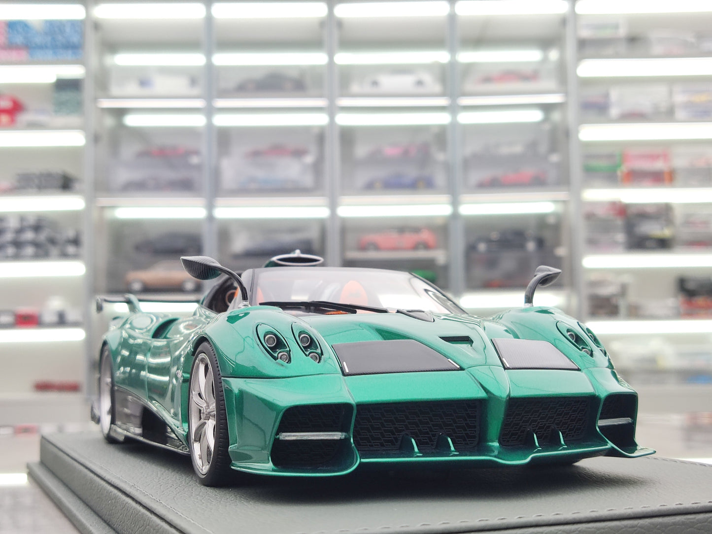 BBR 1/18 Pagani Imola ROADSTER Metallic Green P18250A